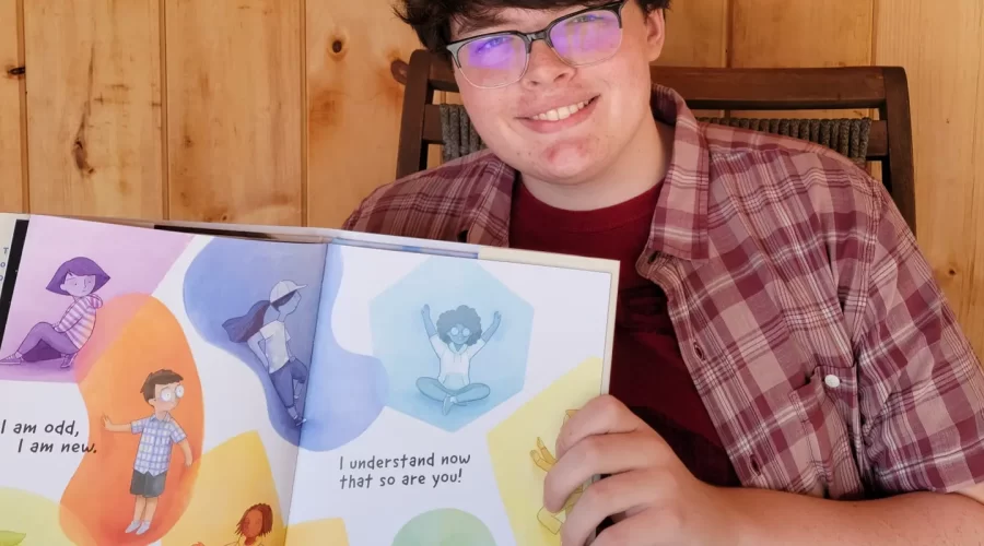 Interview of Benjamin Giroux – I AM ODD, I AM NEW & giveaway